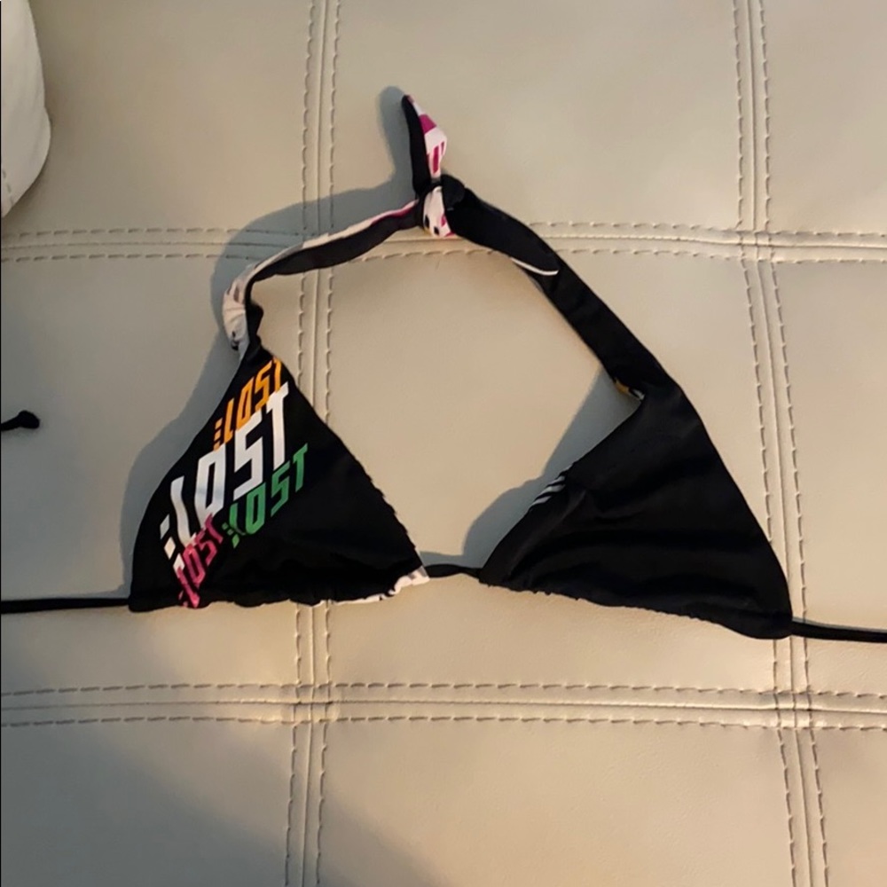 Reversible Lost bikini top size M